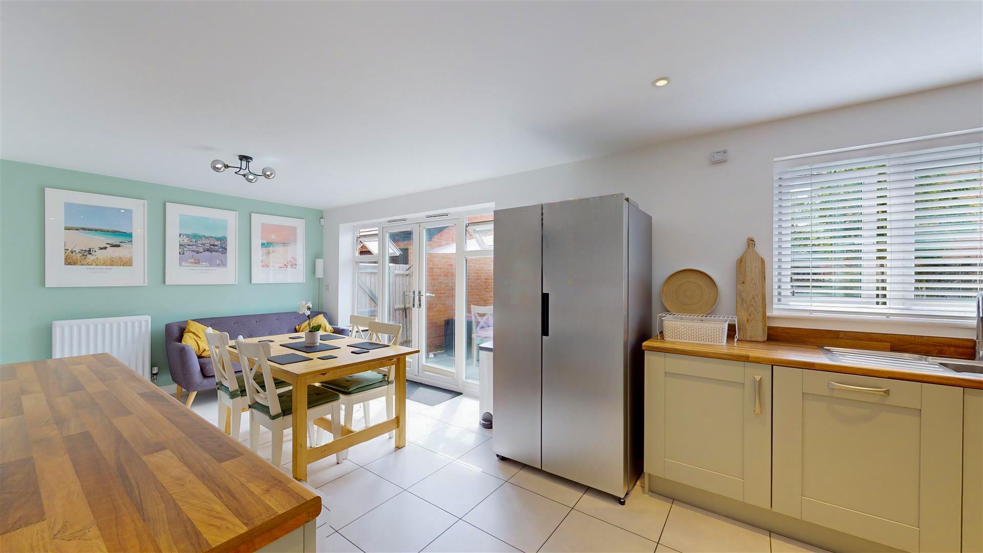 4 bed property in Friesland Avenue, Milton Keynes